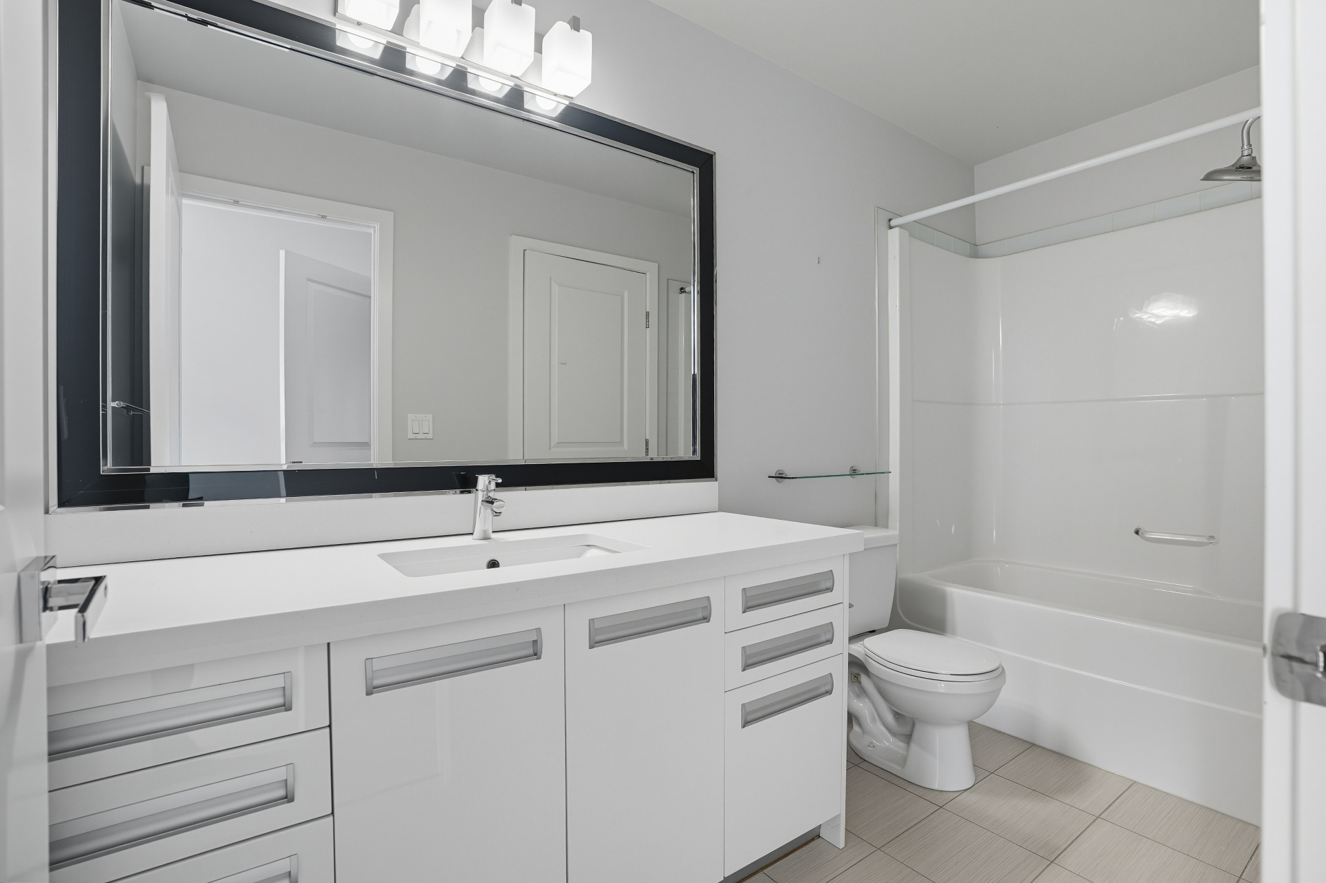 Stonebridge 联排别墅出售 · 455 Rempel Lane #507——林与唐地产 - 6